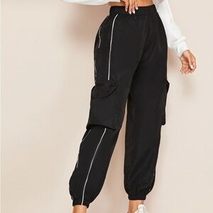 SHEIN | Windbreaker Cargo Joggers Size Small